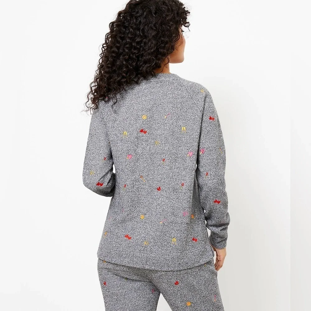 Lou Grey Loft Heart Embroidered Emoji Sweatshirt Women’s Small Gray Preppy Cozy - Picture 2 of 10